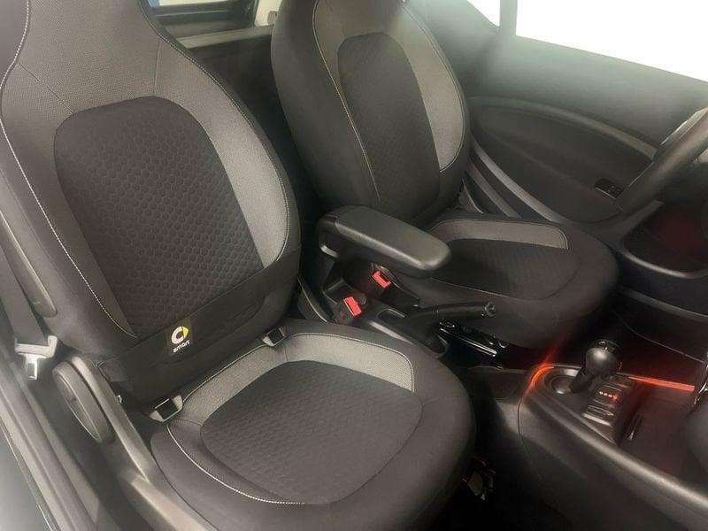 smart fortwo EQ Passion 22kw