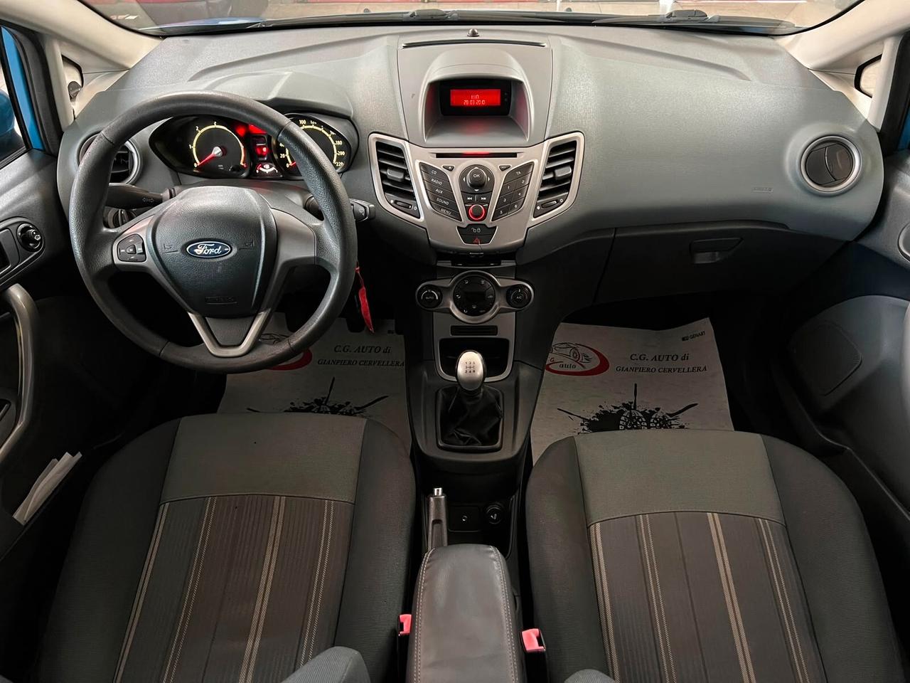 Ford Fiesta 1.4 68 CV TDCi - TITANIUM - 2010