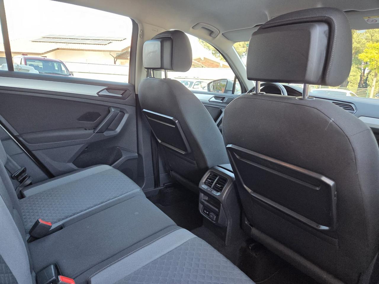 Volkswagen Tiguan 2.0 TDI SCR DSG 4MOTION Sport BMT