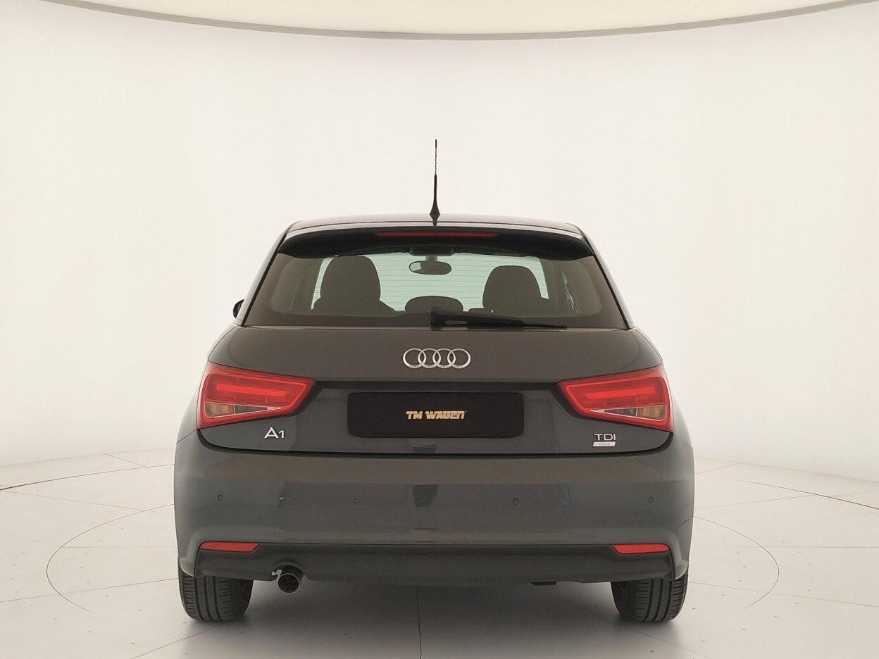 AUDI A1 Sportback 1.4 tdi s-tronic - NEOPATENTATI