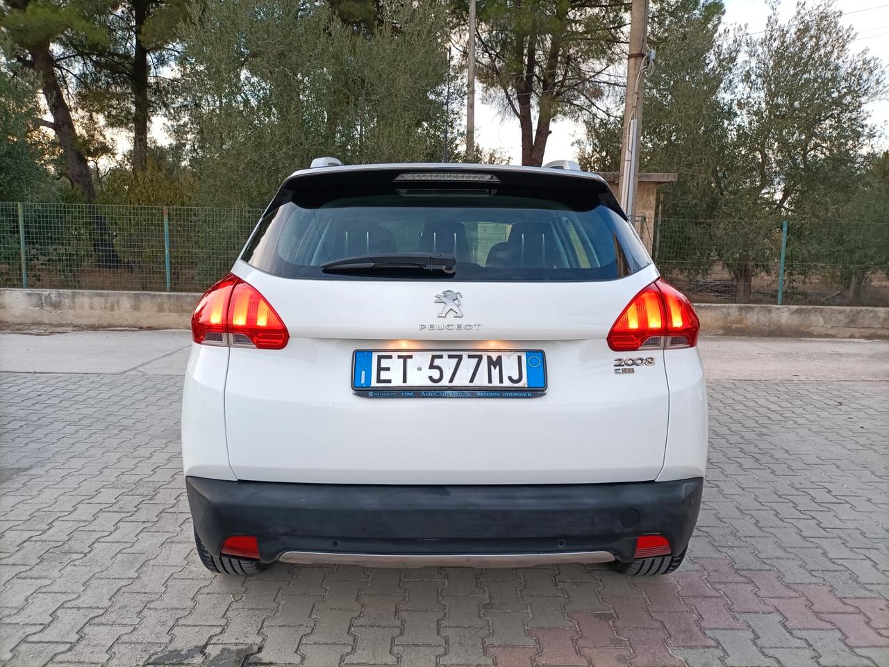 Peugeot 2008 1.6 e-HDi 92 CV Allure/pelle/Navi