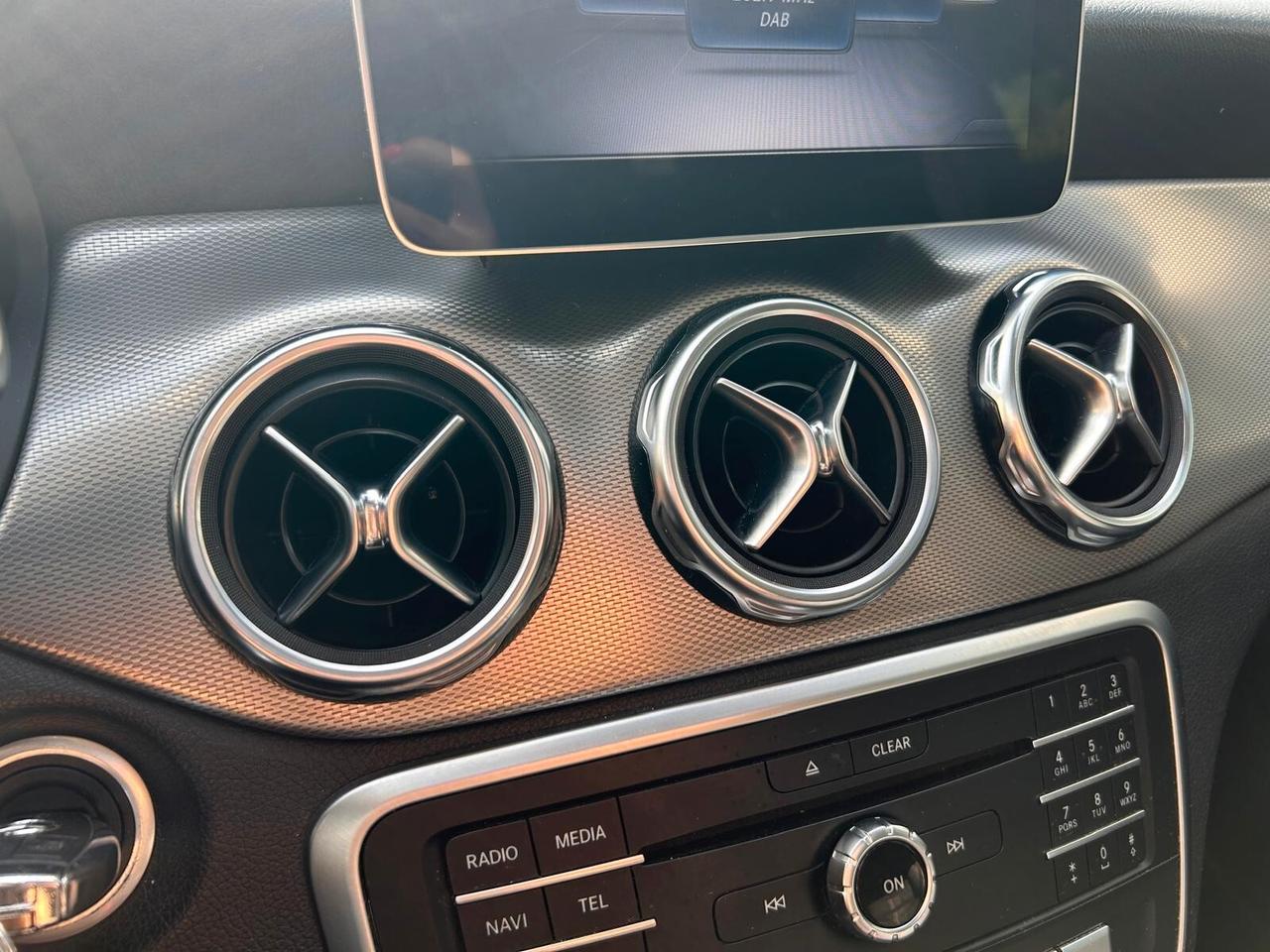 Mercedes-benz GLA 200 d Automatic Premium