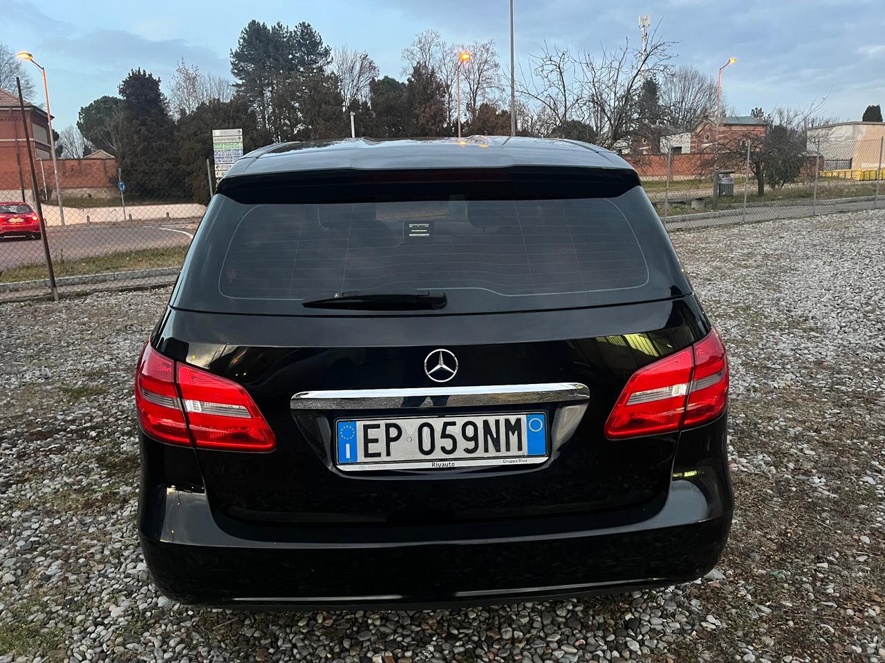 Mercedes-benz B 180 CDI BlueEFFICIENCY Executive - Si Permuta - Ok Neopatentati