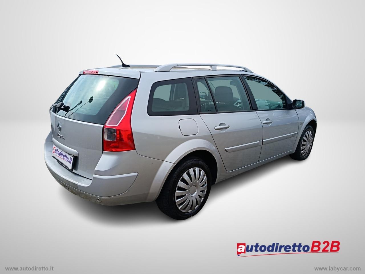 RENAULT Mégane 1.5 dCi 110 CV Dynamique