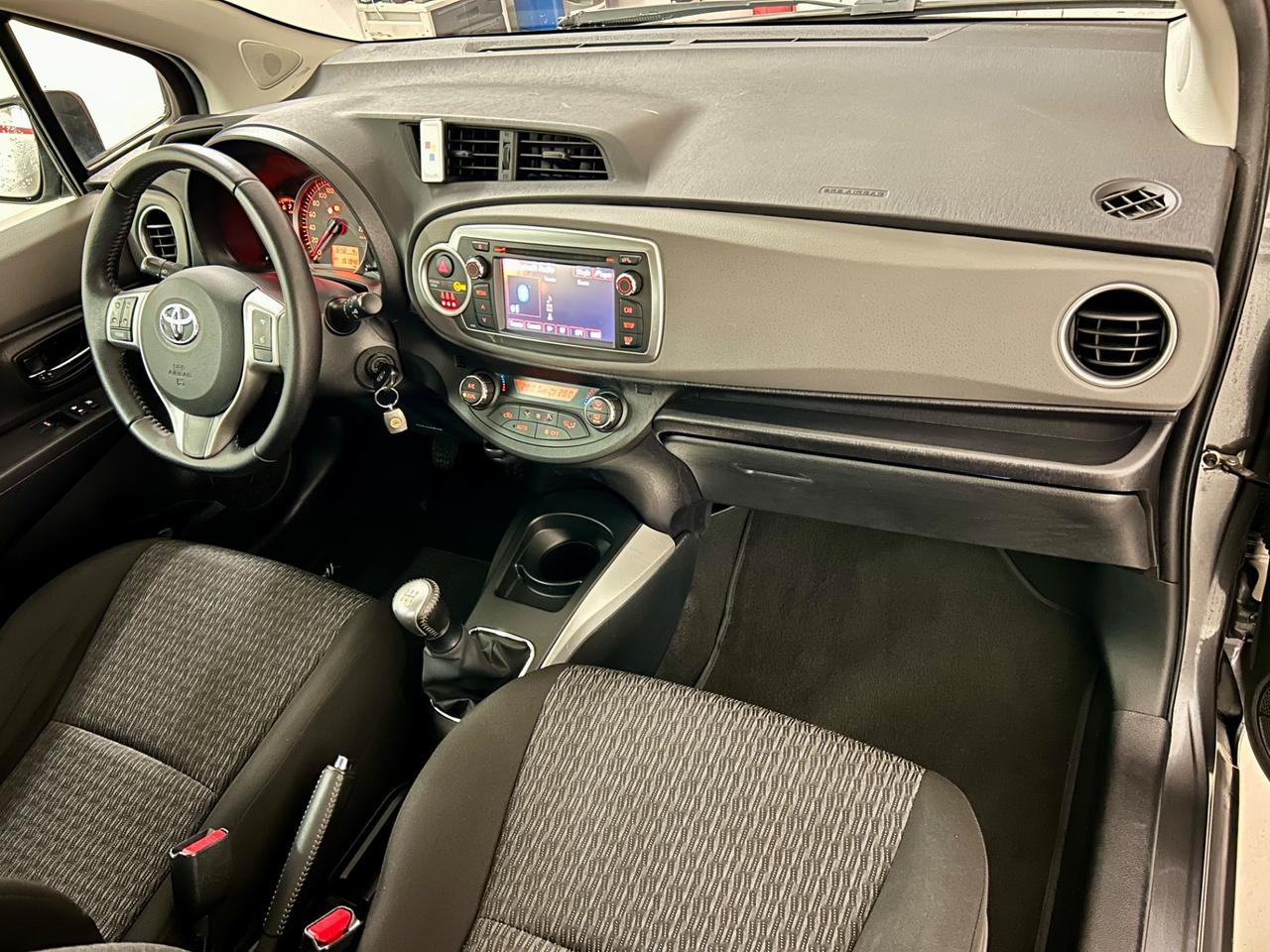 Toyota Yaris 1.0 5 porte Lounge