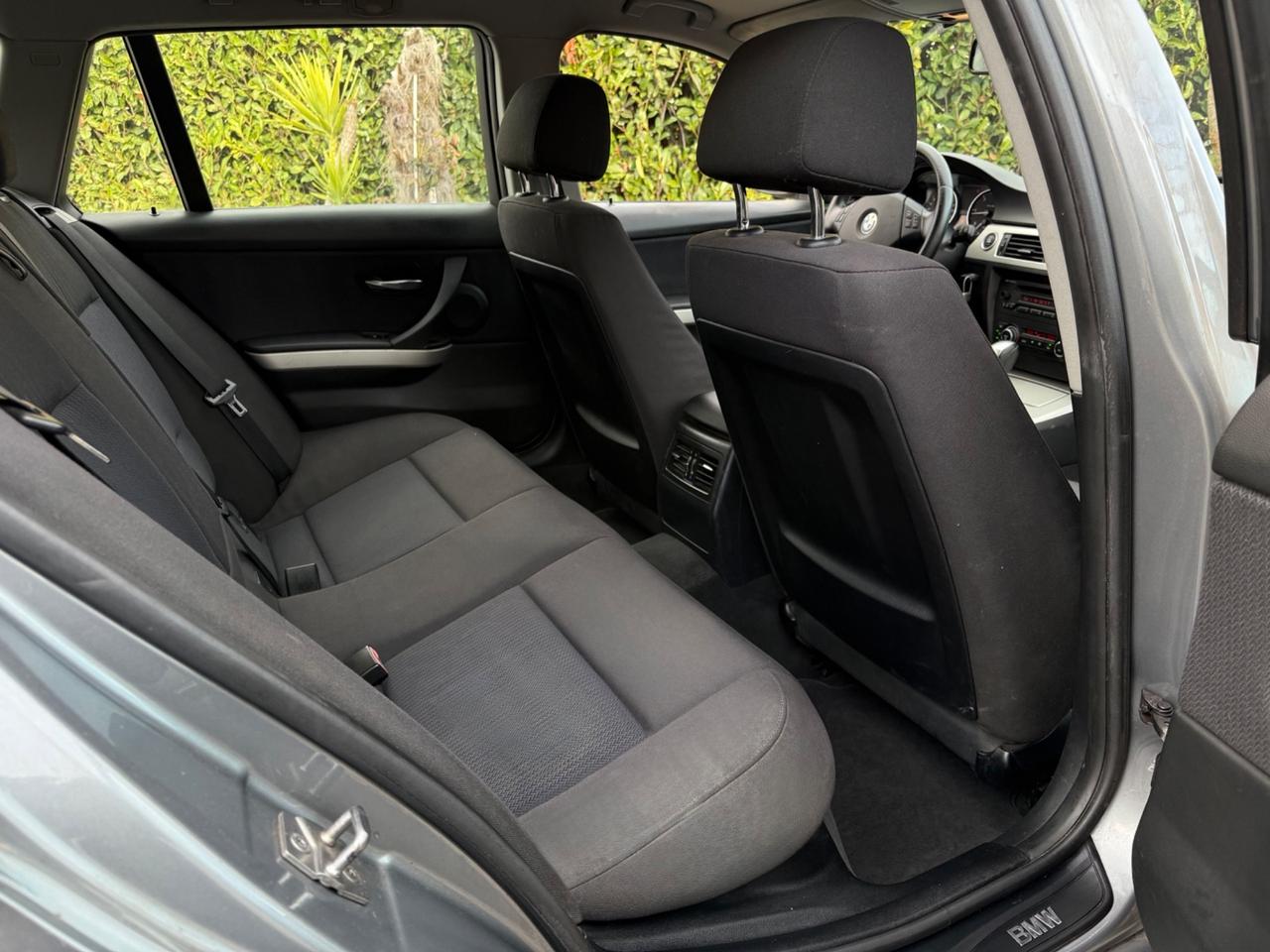 BMW 320d Touring 163CV GOMMATA NUOVA !