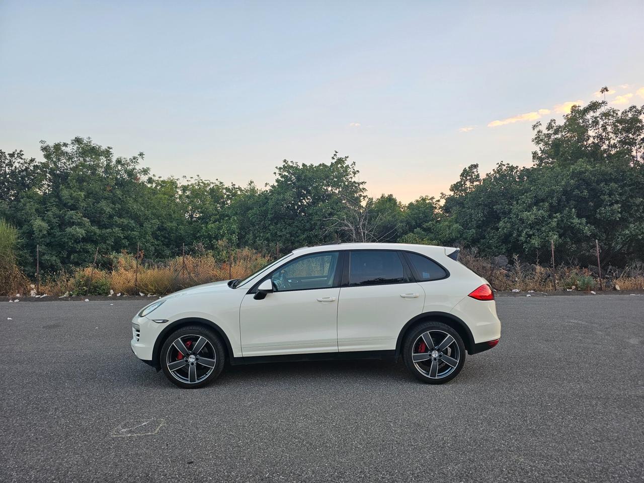 Porsche Cayenne 3.0 Diesel V6 240cv tetto apribile