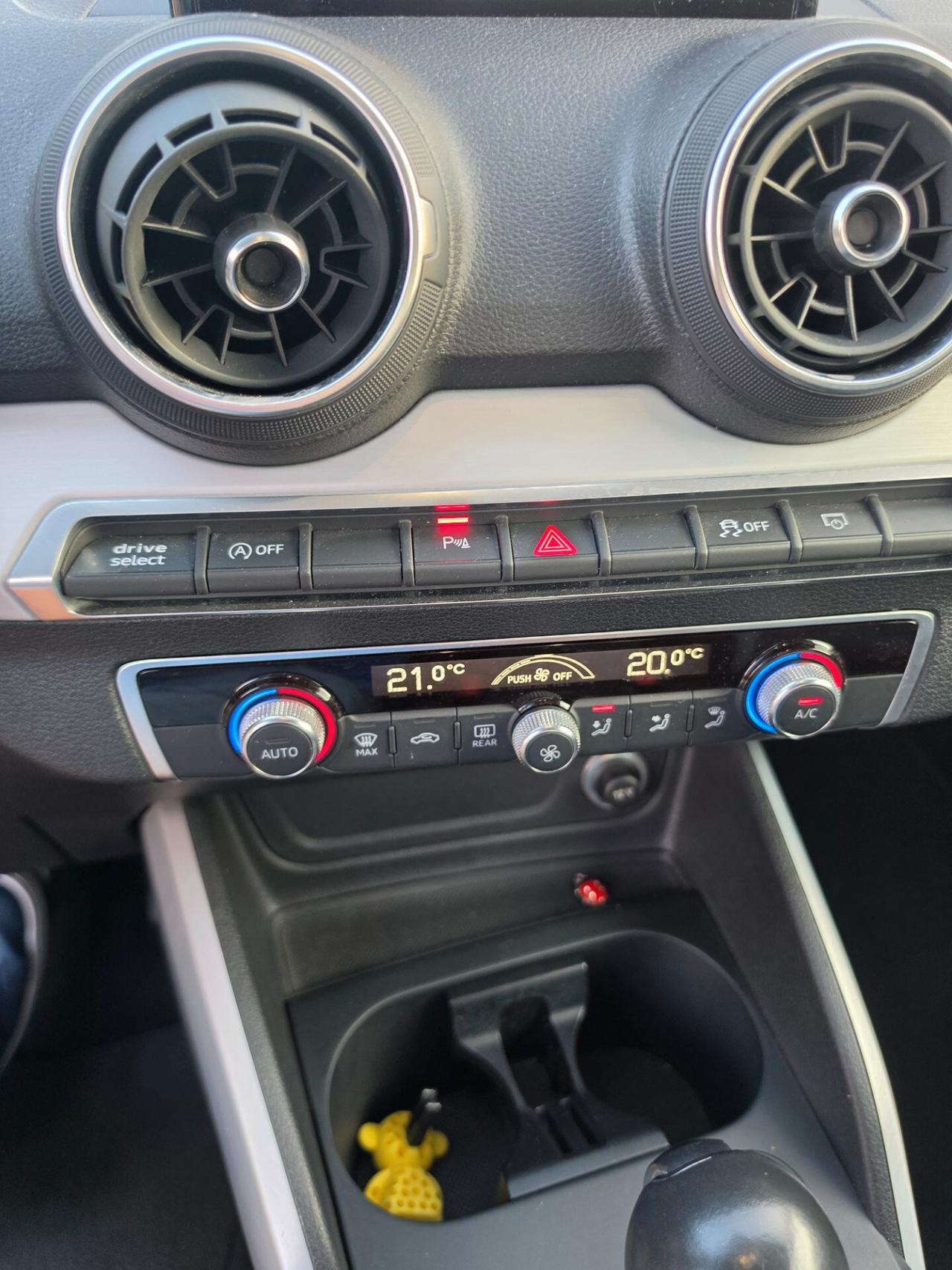 Audi Q2 35 TFSI Business Design