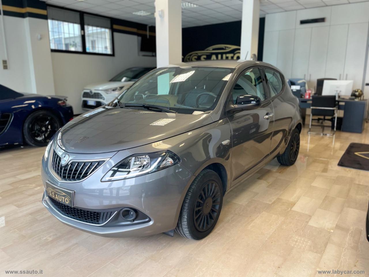 LANCIA Ypsilon 1.0 FireFly 5p.S&S Hyb. Eco A.F. NEO PATENTATI NESSUN VINCOLO