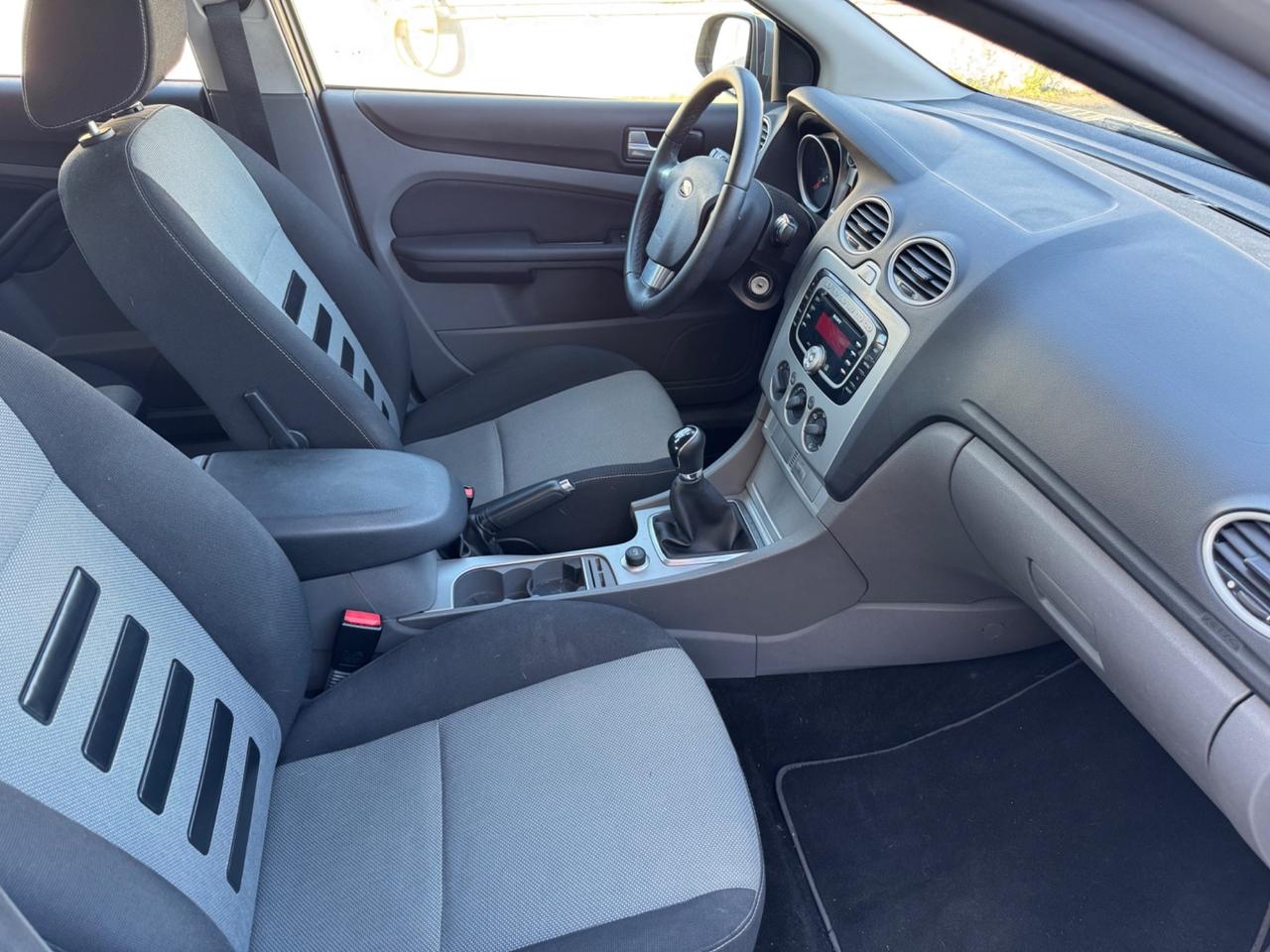 Ford Focus 1.6 TDCi 90CV -SOLO 40.000 KM-