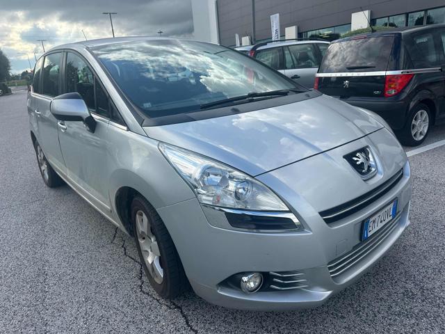 PEUGEOT 5008 1.6 HDi 112CV 7posti senza nessun lavoro da fare