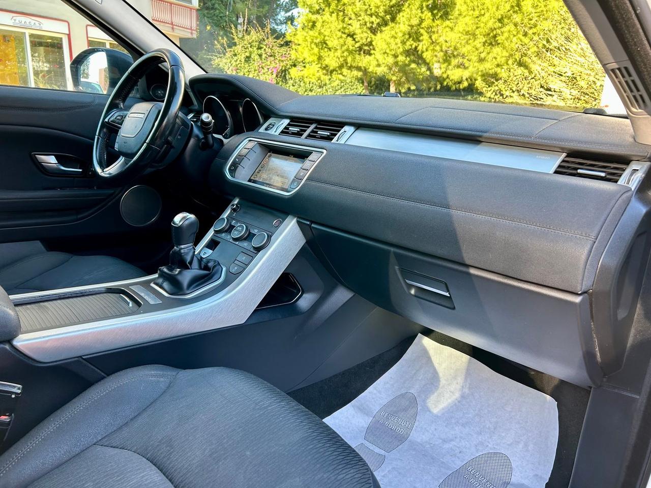 Land Rover Range Rover Evoque 2.0 eD4 SE Dynamic #3758
