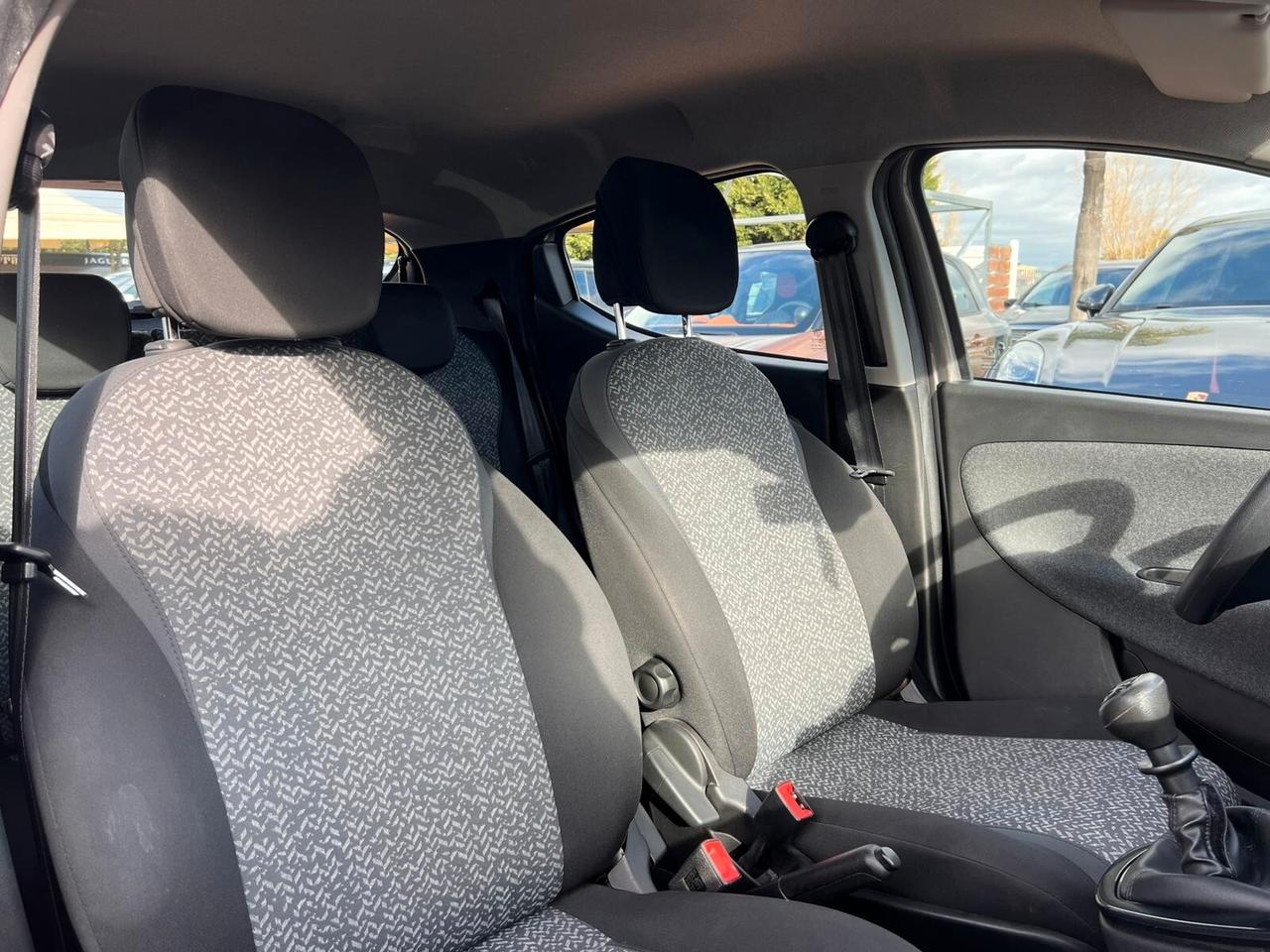 Lancia Ypsilon 1.0 FireFly 5 porte S&S Hybrid Alberta Ferretti