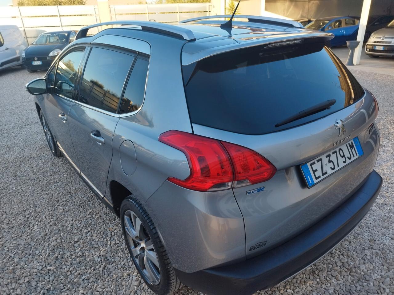 Peugeot 2008 BlueHDi 120 S&S Allure