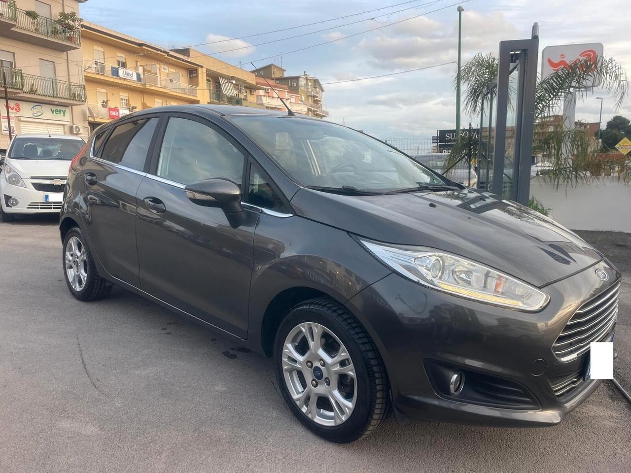 Ford Fiesta 1.4 5p. Bz. 95CV - GPL Titanium