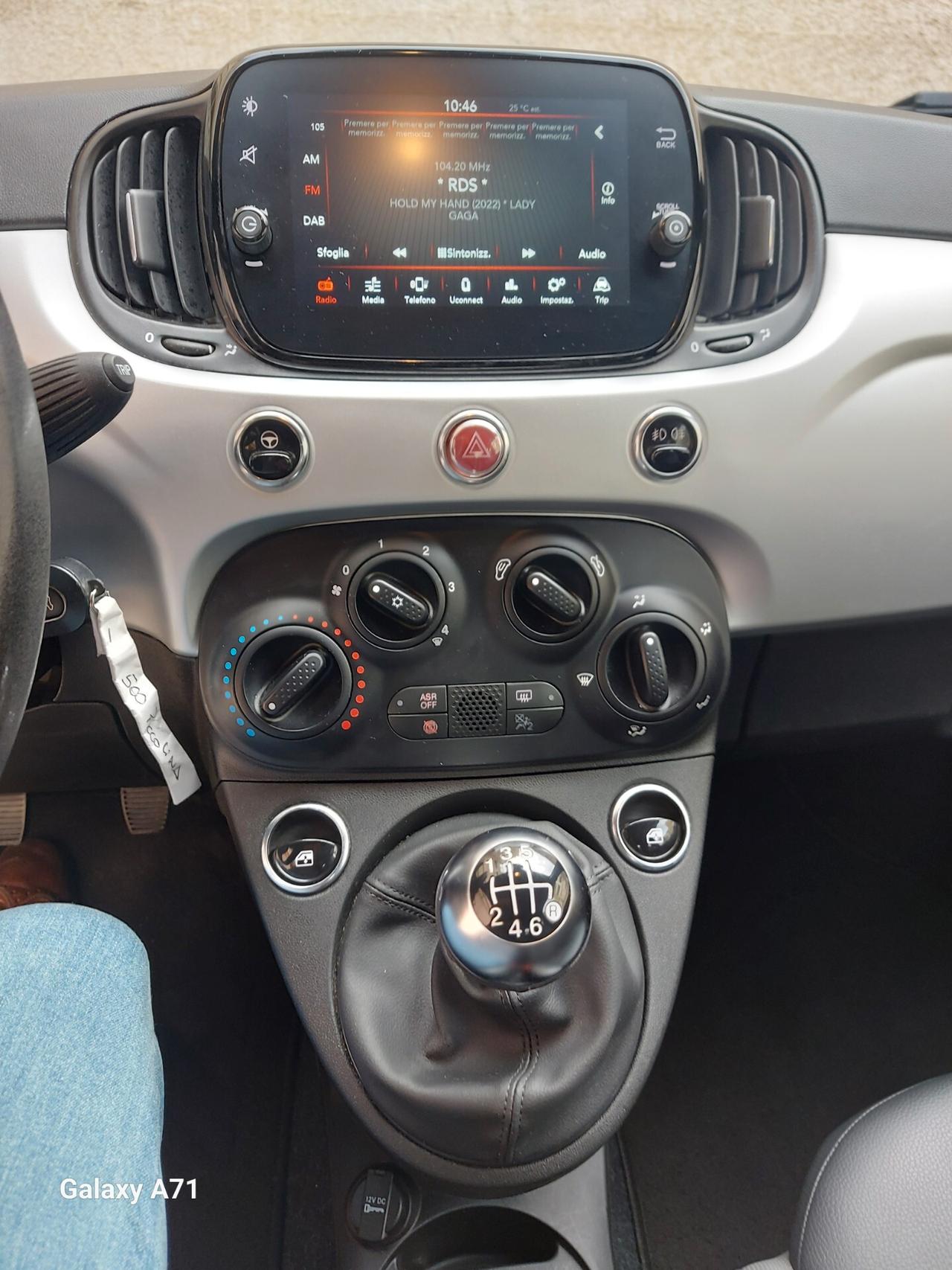 Fiat 500 1.0 Hybrid Connect