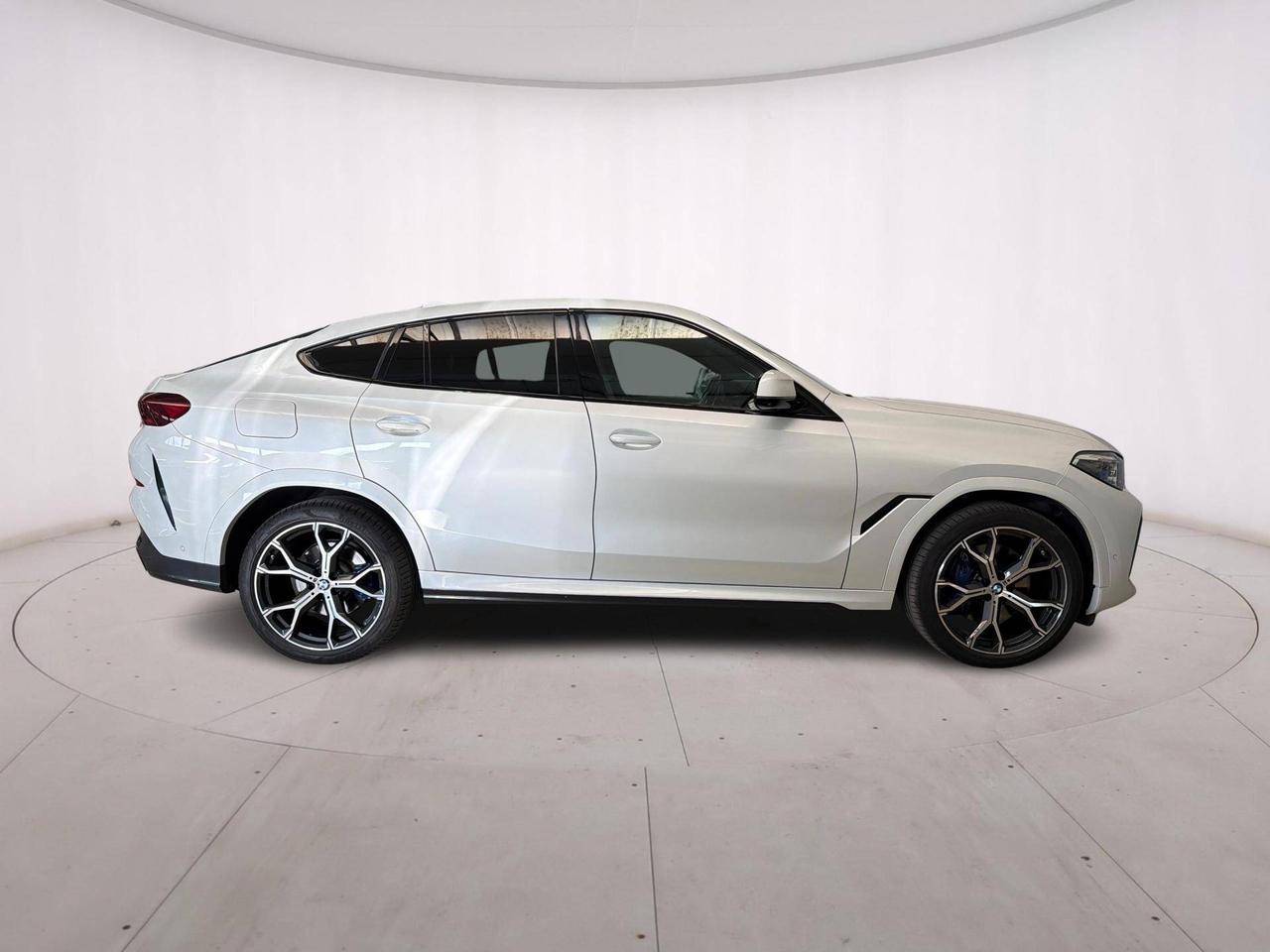 BMW X6 xDrive40i 48V MSport