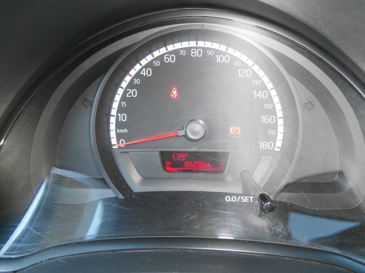 Volkswagen up! 1.0 75 CV 5p. Unico P. 85000km