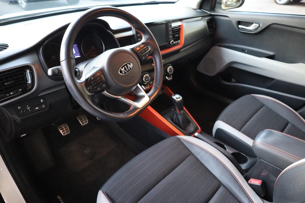 KIA STONIC ENERGY 1.6 110cv neopatentati
