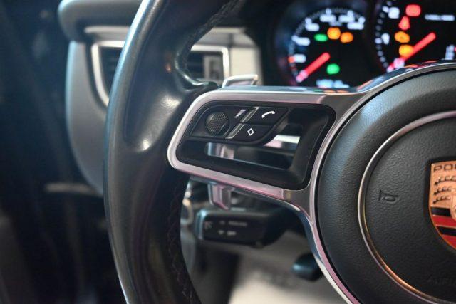 PORSCHE Macan 2.0 PDK BLACKLINE20"SCARICHI NAVI CAM CRUISE NUOVA