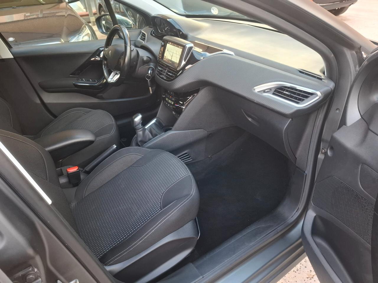 Peugeot 208 BlueHDi 75 5 porte Allure