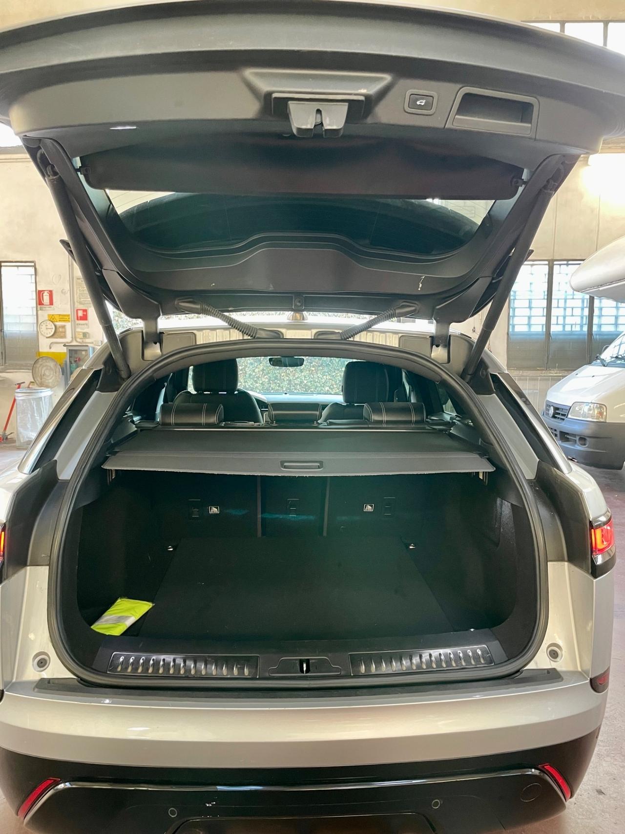 Land Rover Range Velar 2.0D con catene sostituite