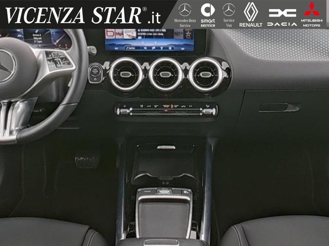 MERCEDES-BENZ GLA 180 d PROGRESSIVE SPORT