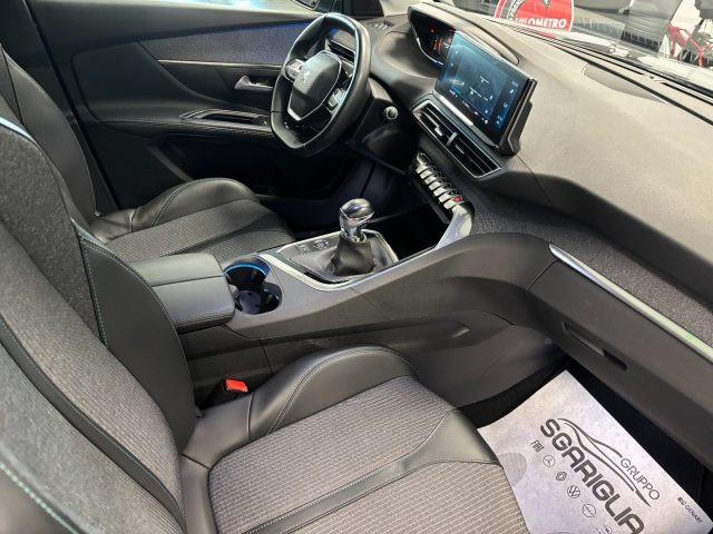 PEUGEOT 5008 7 Posti Allure Pack 1.5 Diesel