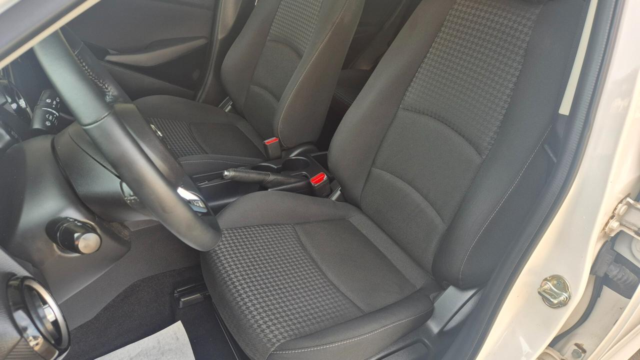 Mazda 2 Mazda2 1.5 Skyactiv-G 90 CV Evolve