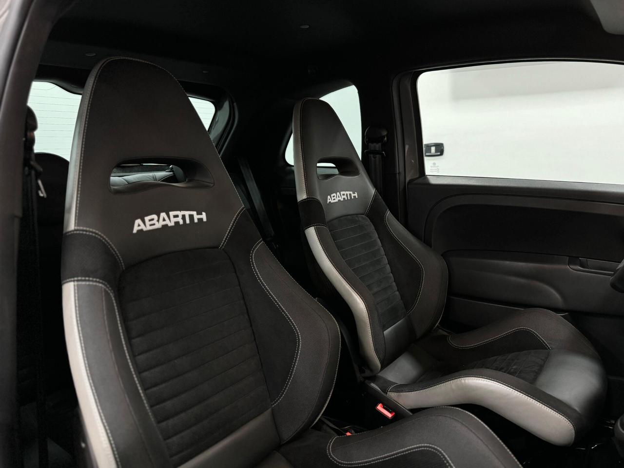 Abarth 595 1.4 Turbo T-Jet 180 CV Competizione