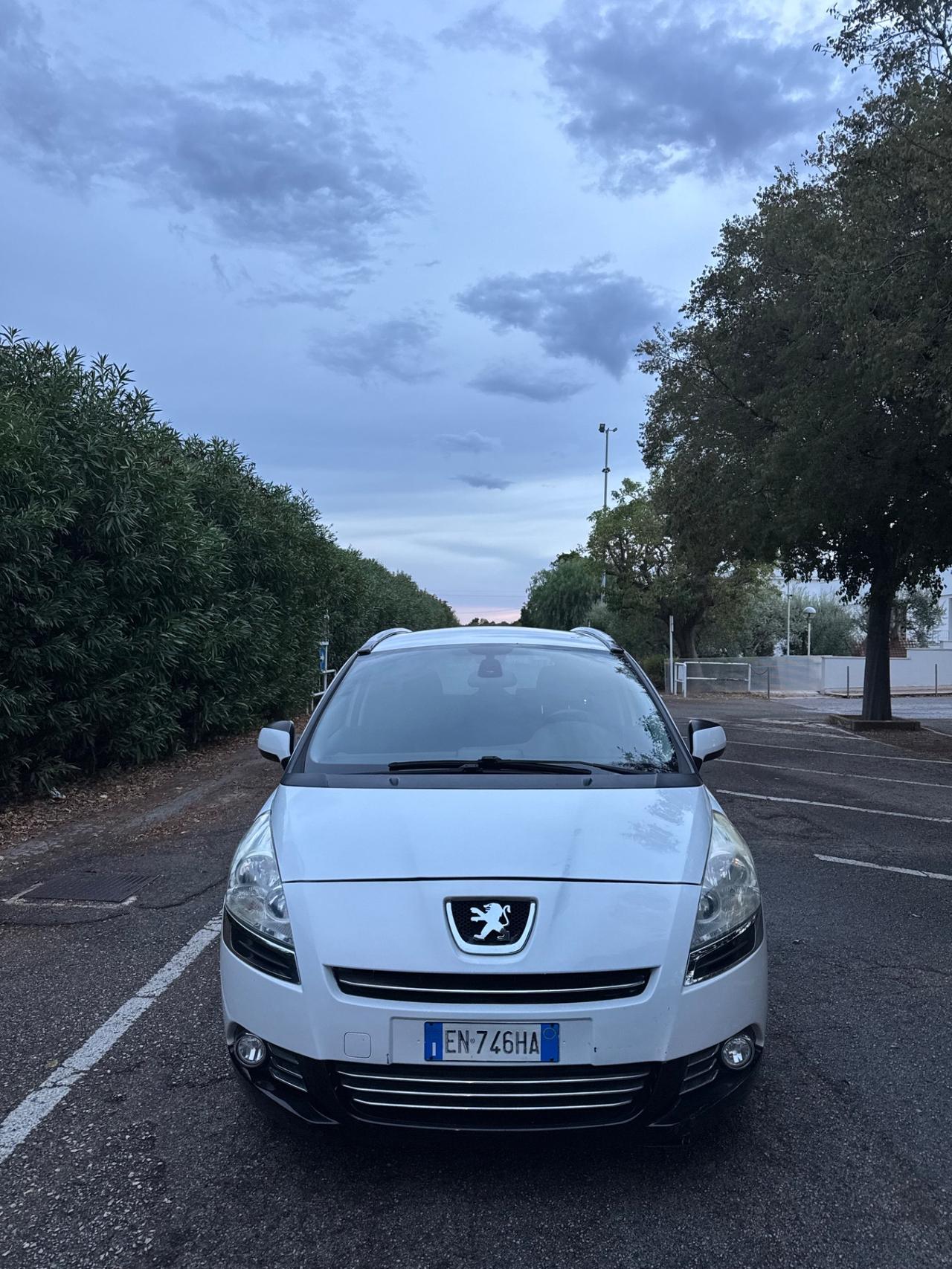 Peugeot 5008 2.0 HDi 163CV aut. Active