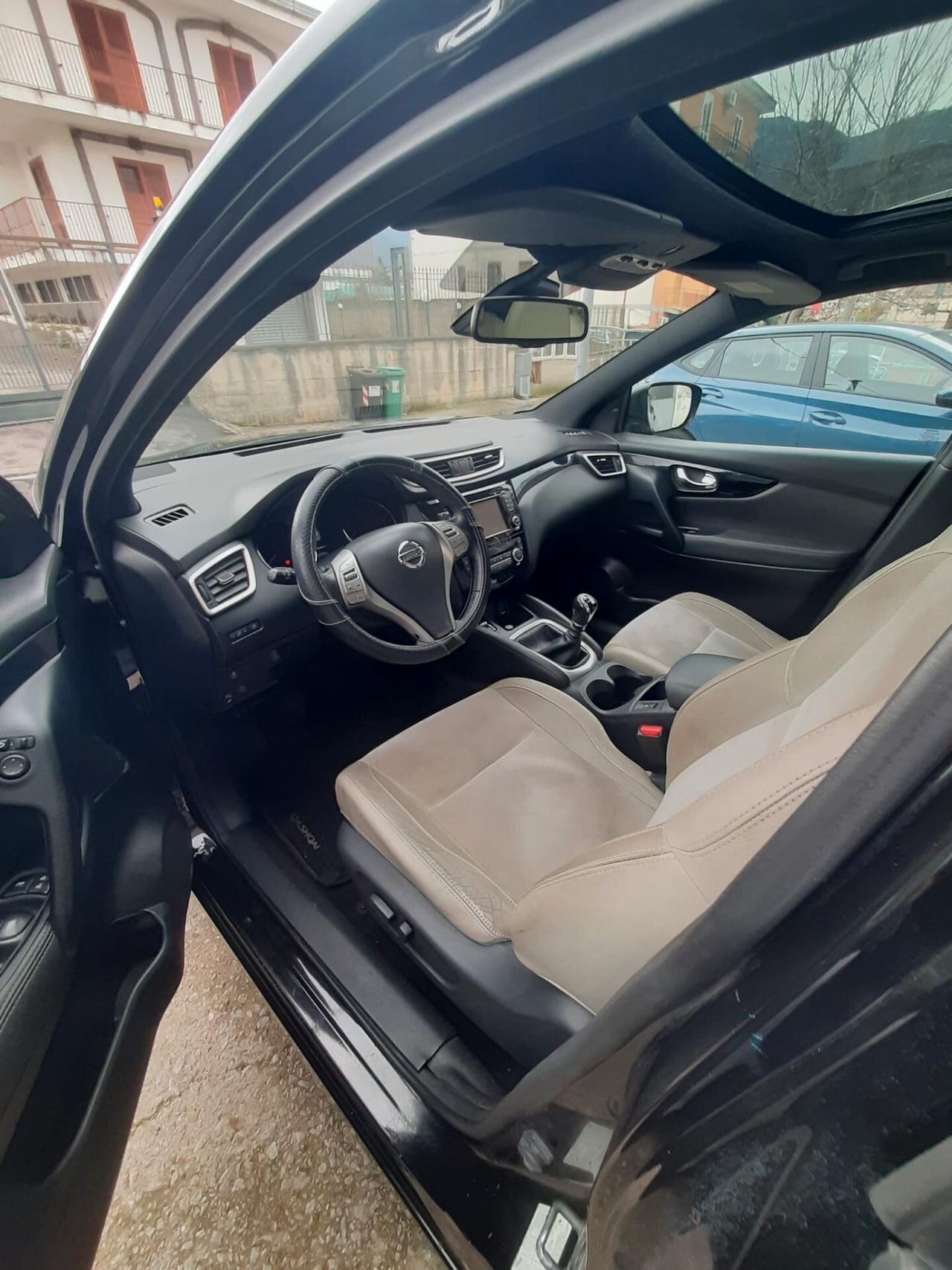 Nissan Qashqai 1.6 dCi 4WD Tekna