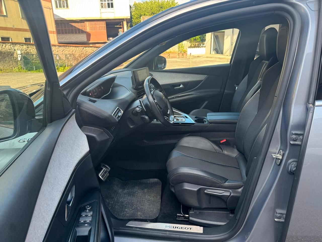 Peugeot 3008 GT LINE 1.5HDI 130CV AUTOMATICO 2022
