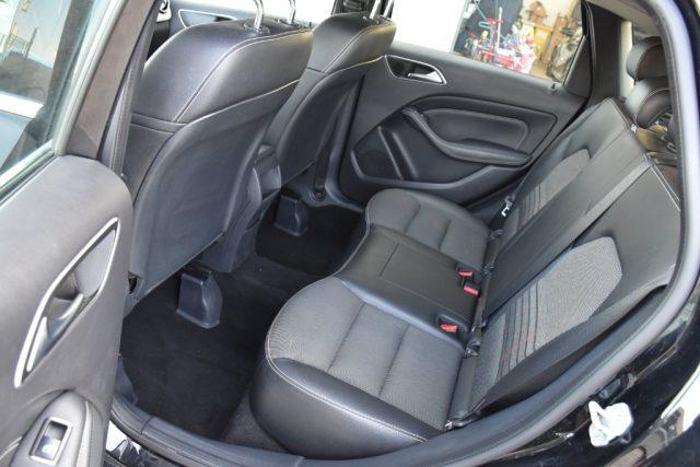 MERCEDES-BENZ B 180 d Premium *Navigatore, Telecamera*