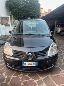 Renault Modus 1.5 dCi 85CV Grazia