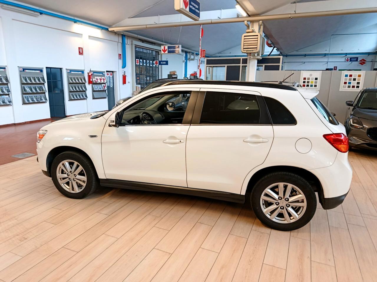 Mitsubishi ASX 1.8 DI-D 150 CV 4WD Intense Panoramic