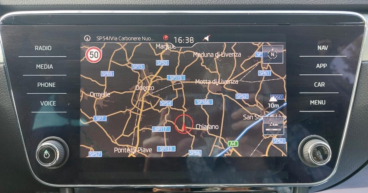Skoda Superb 1.6 Cambio Automatico Neopatentati