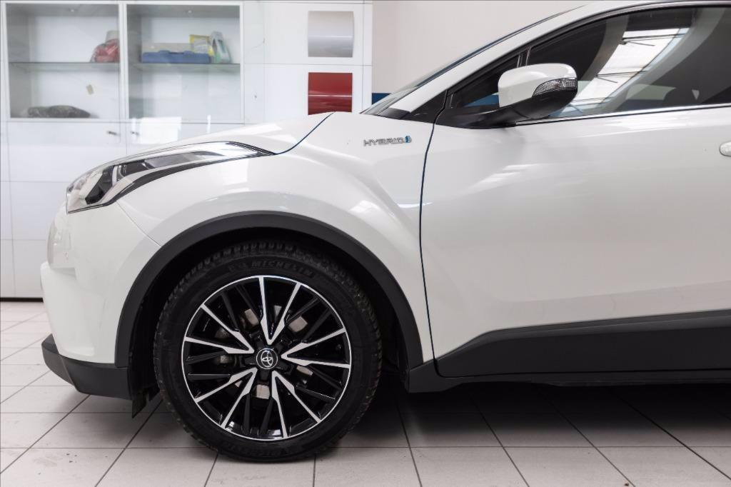 TOYOTA C-HR 1.8h Lounge 2wd e-cvt del 2017
