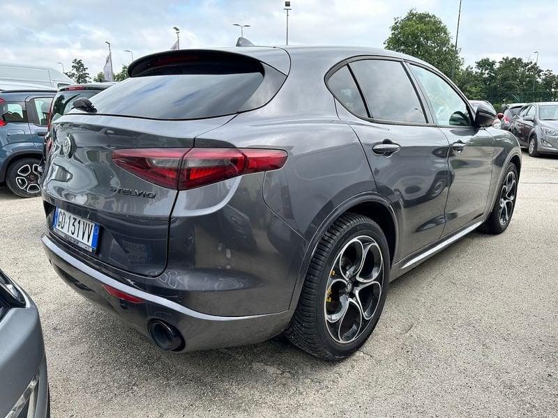 Alfa Romeo Stelvio 2.2 Turbodiesel 210 CV AT8 Q4 Veloce