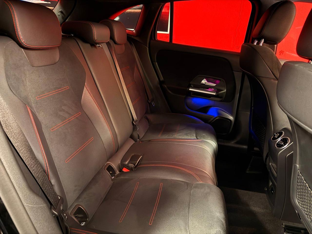 Mercedes-benz GLA Automatic Premium Night EDITION