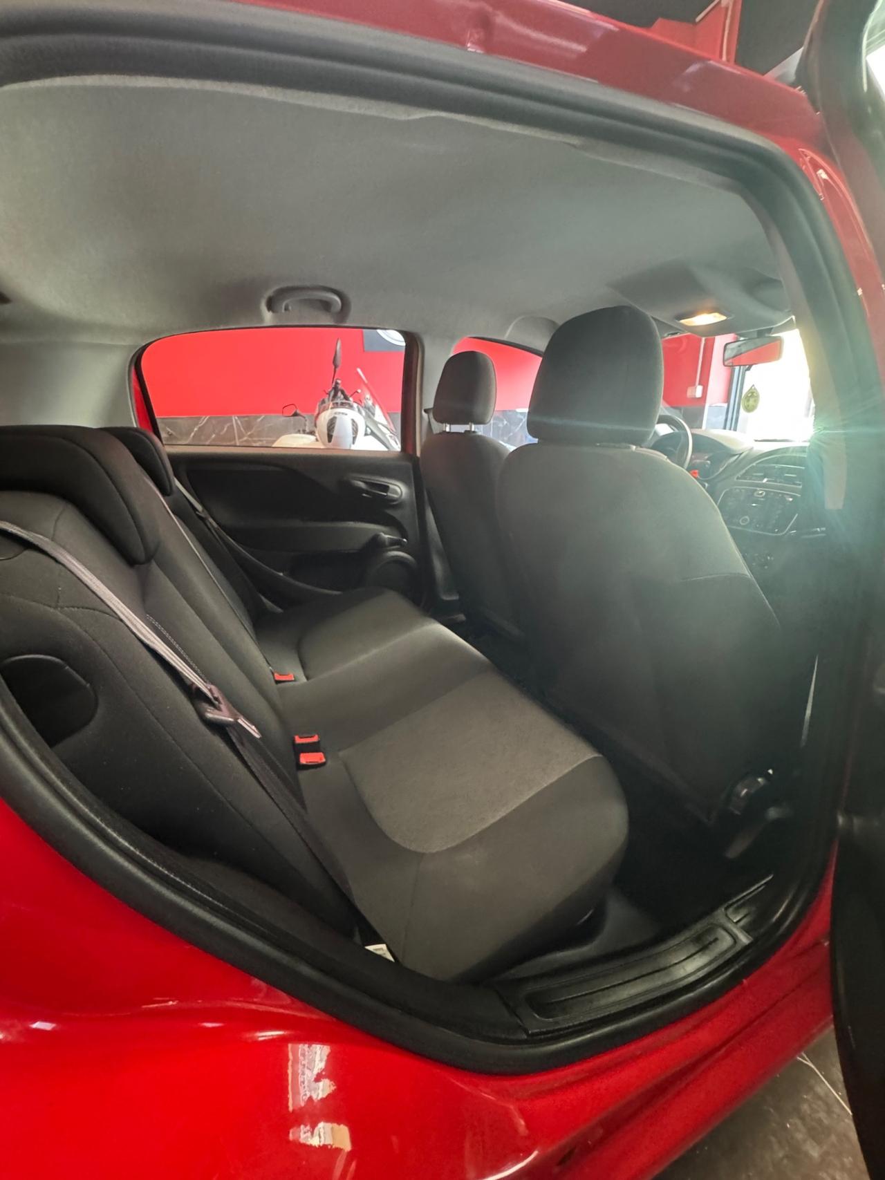 Fiat Punto 1.4 8V 5 porte Natural Power Lounge