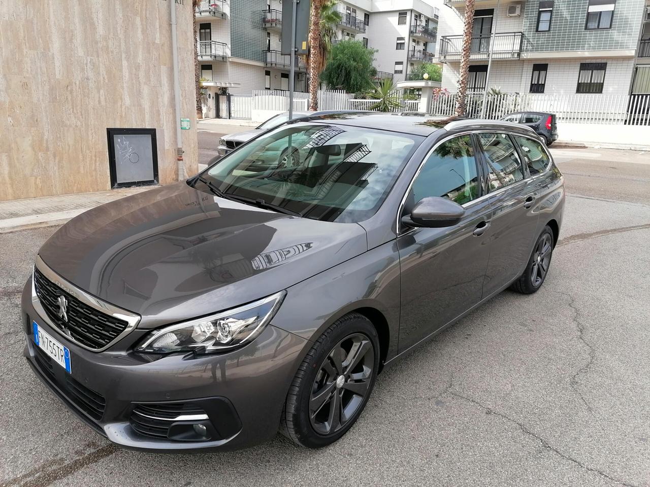 Peugeot 308 BlueHDi 130 ALLURE TETTO PANORAMICO 2018