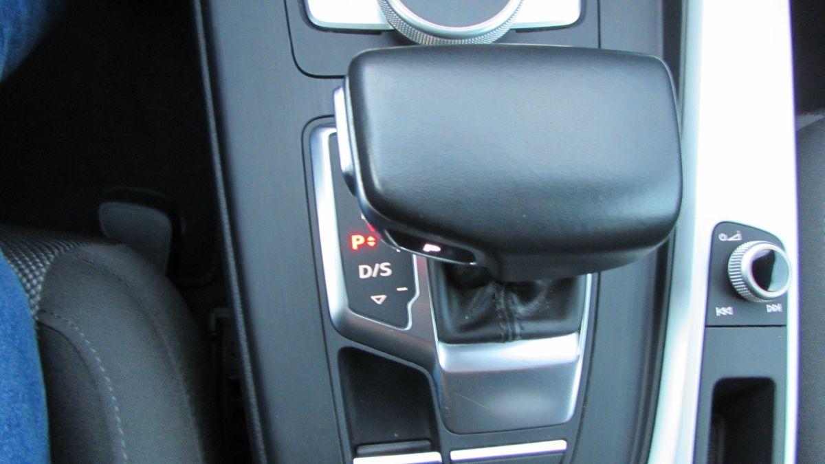 AUDI - A4 Allroad Allroad 40 2.0 tdi 190cv s-tronic