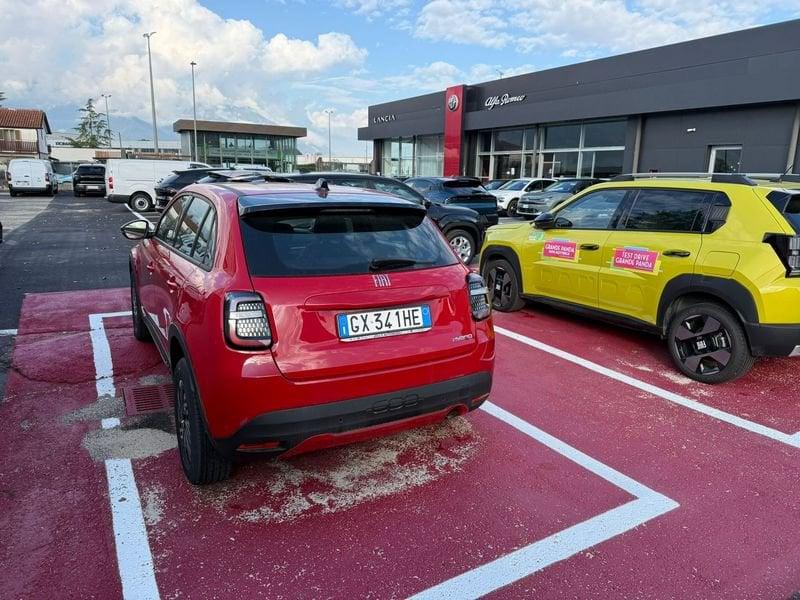 FIAT 600 600 Hybrid 100 CV DCT MHEV