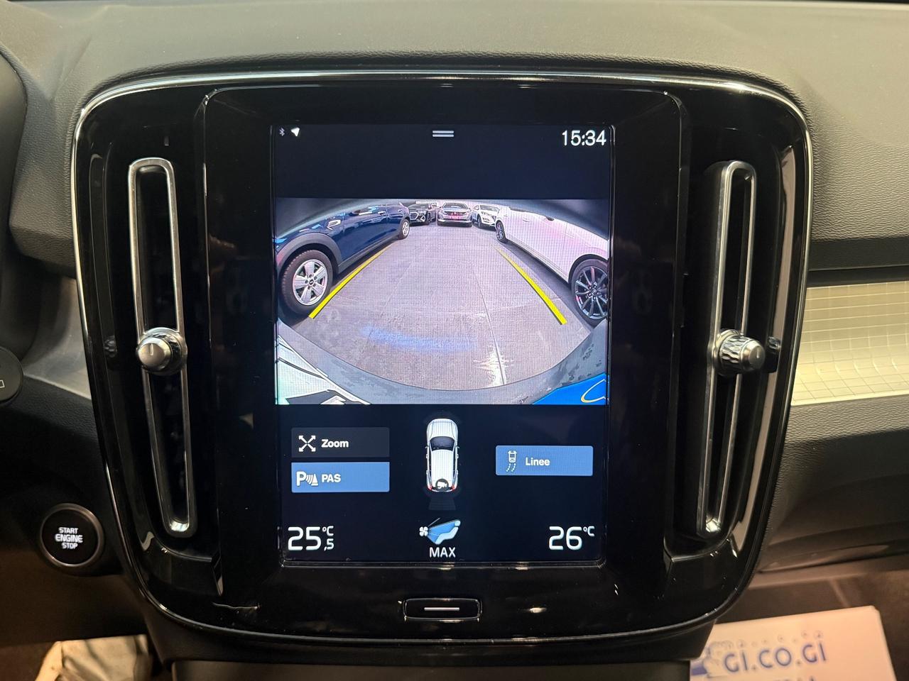 Volvo XC40 T2 Momentum Core