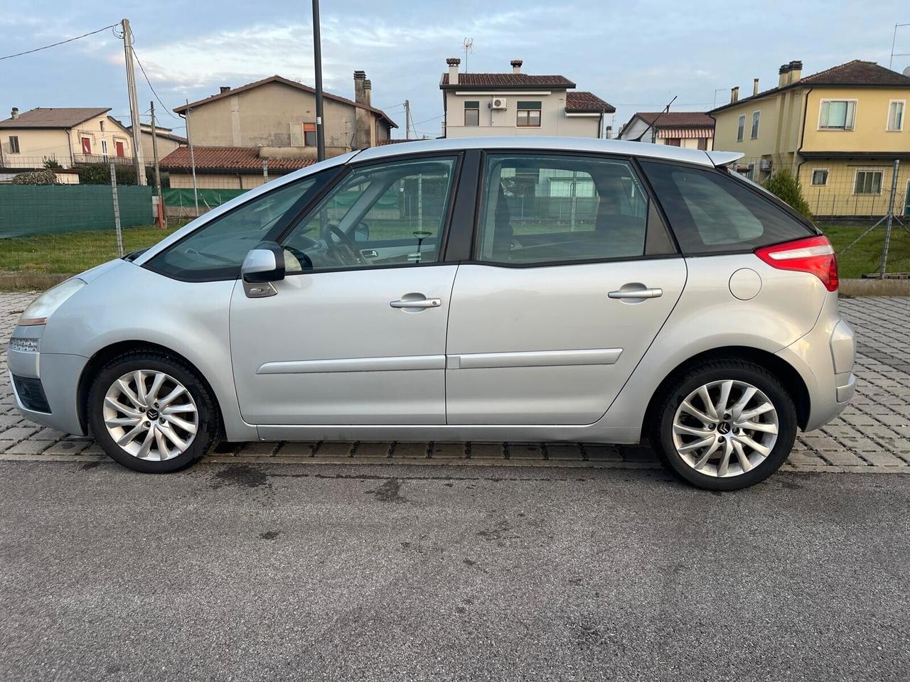 Citroen C4 Picasso 1.6 HDi 110 FAP CMP6 Elegance