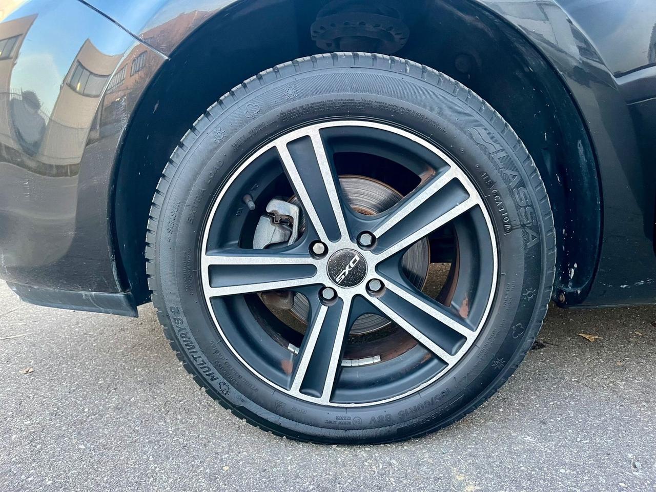 Renault Clio sw 1.2benz 2011 164.000km perfetta