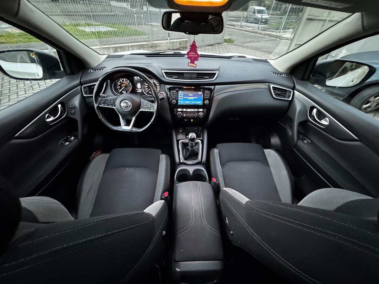 Nissan Qashqai 1.2 DIG-T N-Connecta