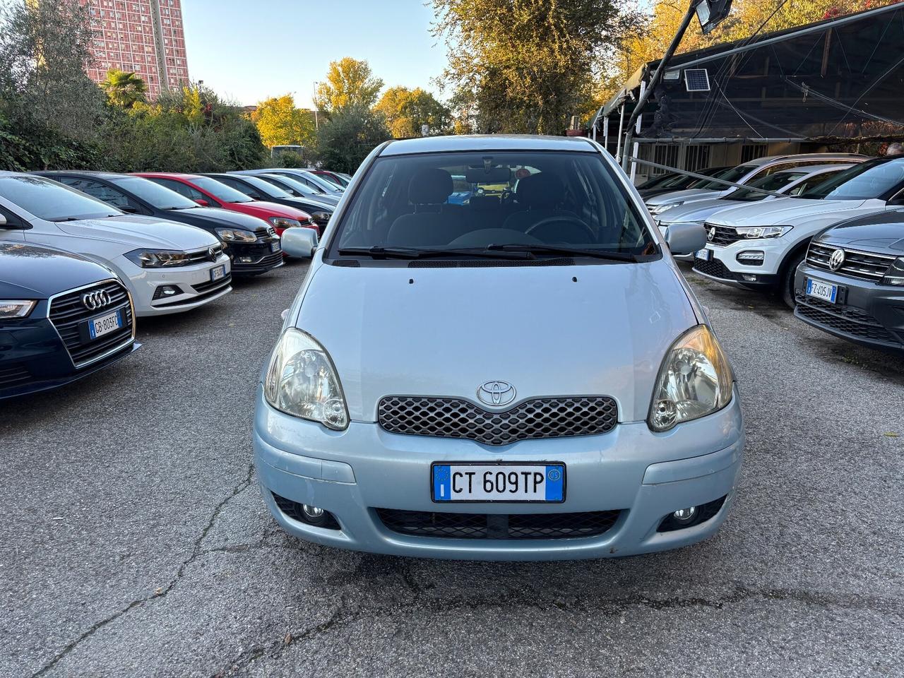 Toyota Yaris 1.0 5 porte OK NEOPATENTATI