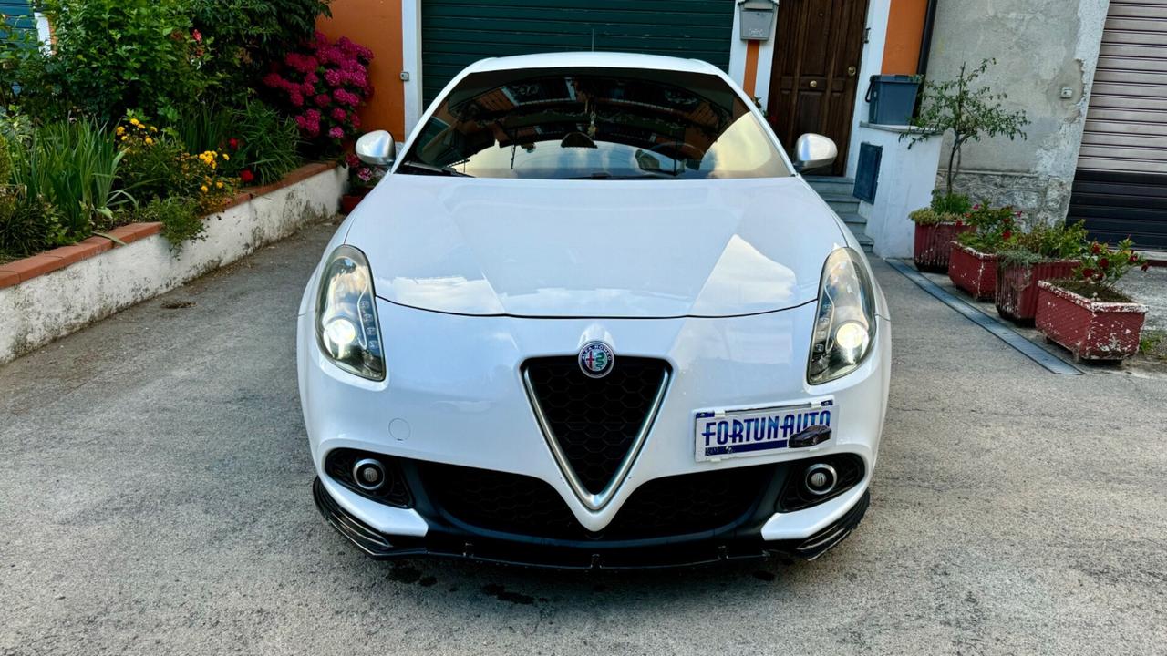 Alfa Romeo Giulietta 1750 TBi Quadrifoglio Verde